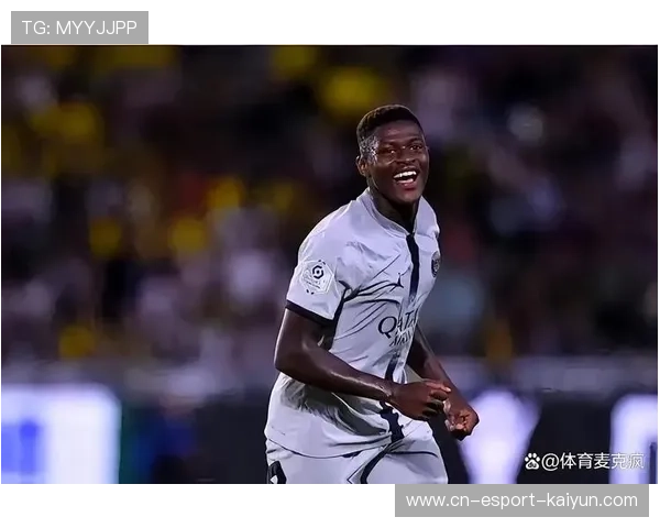 切尔西边锋内切制造射门